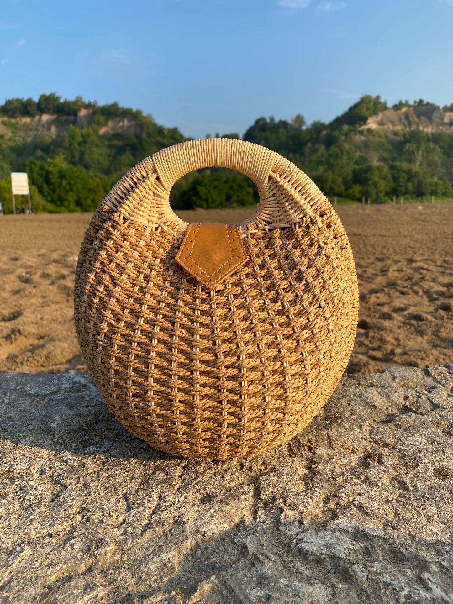 Rattan Straw Clutch Purse - Light Brown